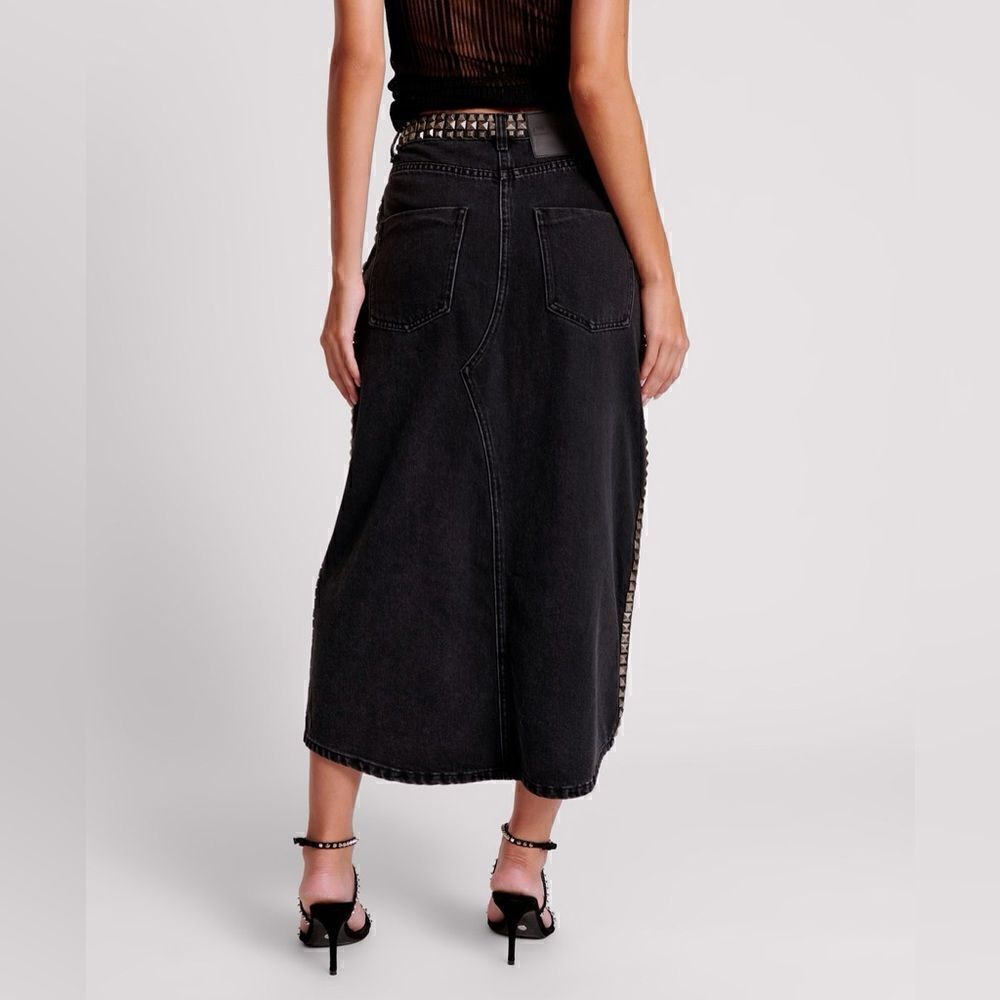 One Teaspoon Black Oak Studded Rocko Long Length Denim Skirt/ Size 27 — image 3 of 8